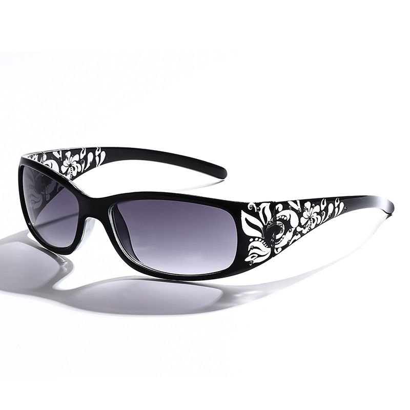 Women Fashion Laser Pattern Diamond Sunglasses